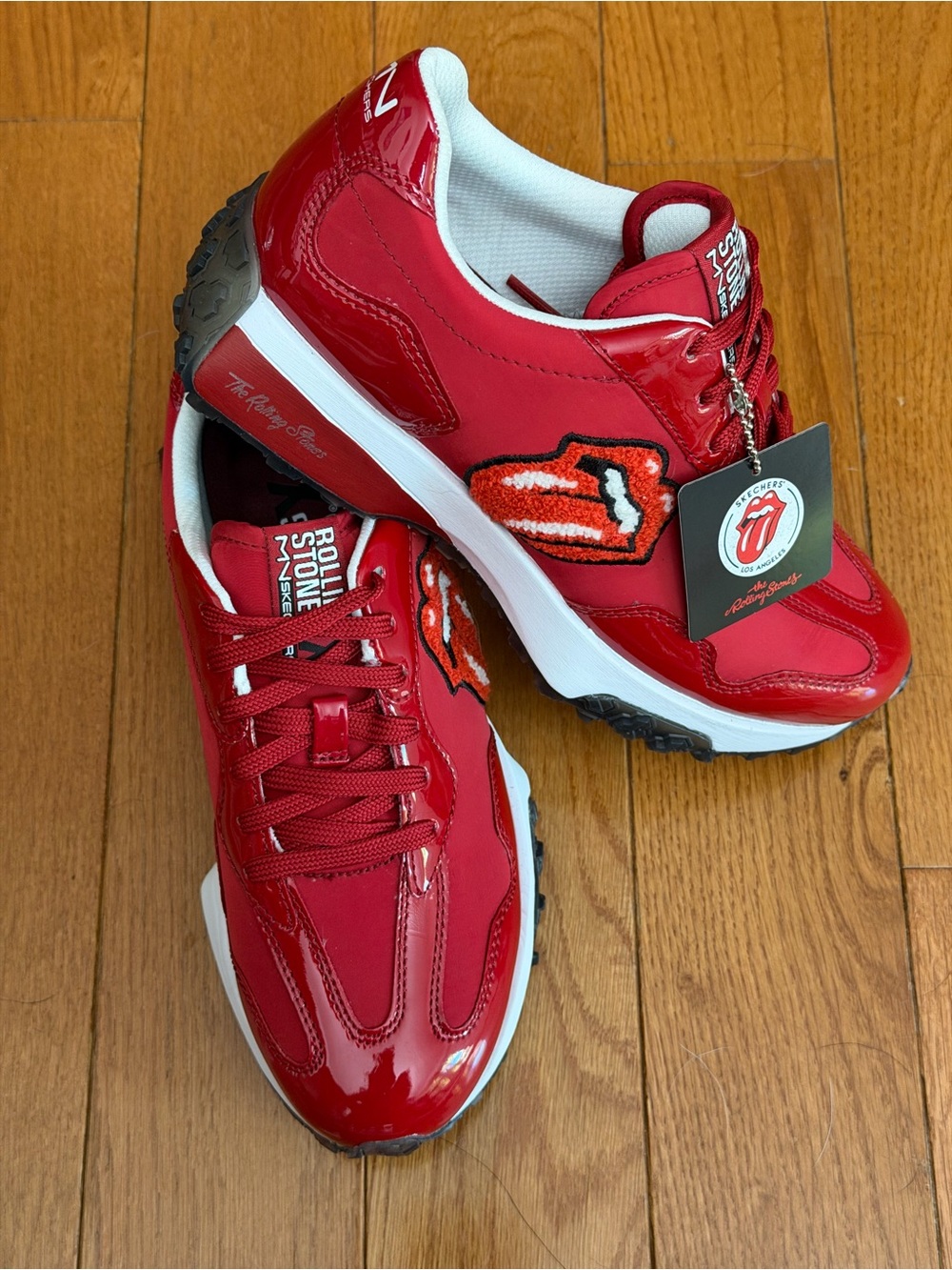Rolling Stones x Skechers Collab Women's Upper Cut Neo Jogger - Size 6